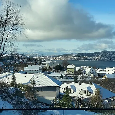 Familyhome For 8 People - 4 Bedrooms - 10min From Center *