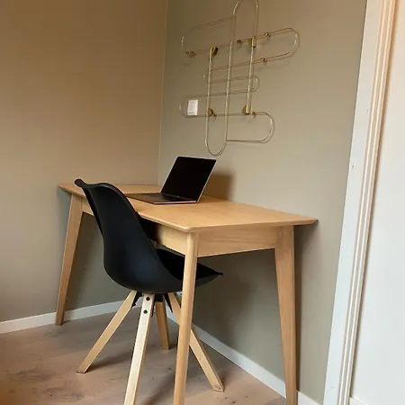 アパート Familyhome For 6 People - 3 Bedrooms - 10min From Center *